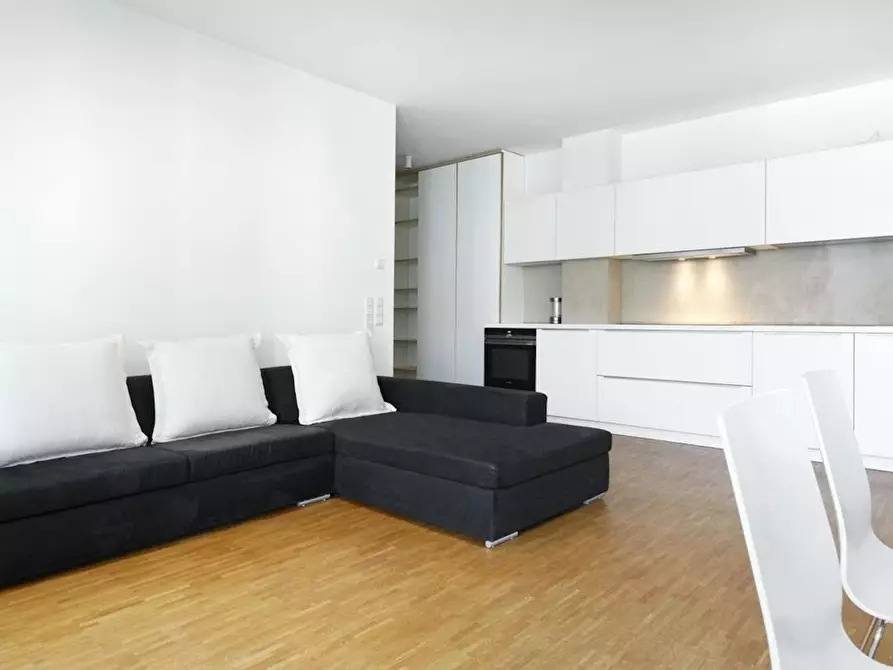 Immagine 2 di Appartamento in affitto  in Rungestraße a Berlin