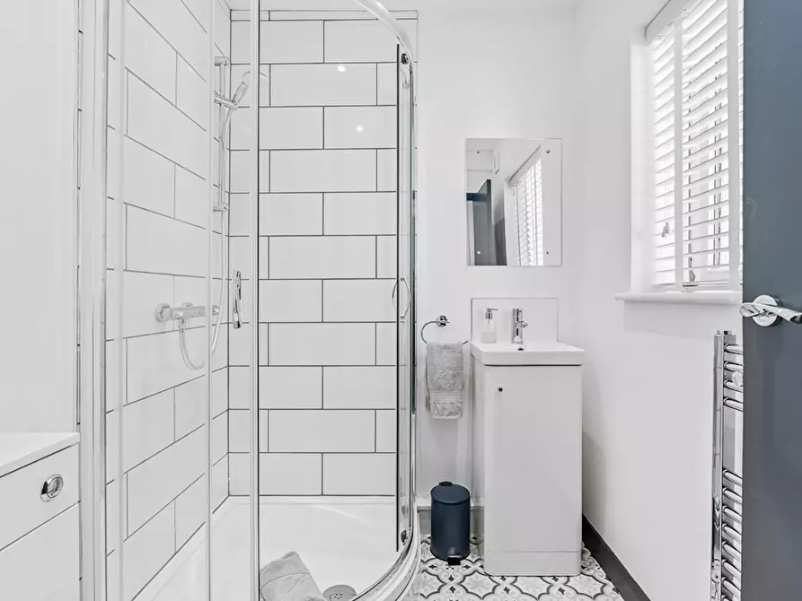 Immagine 5 di Appartamento in affitto  in Cranbury Place a 