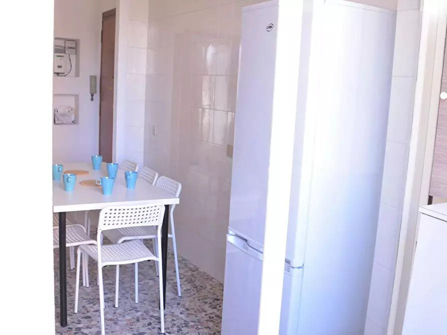 Immagine 10 di Camera in affitto  in Via dei Passeri a Cagliari