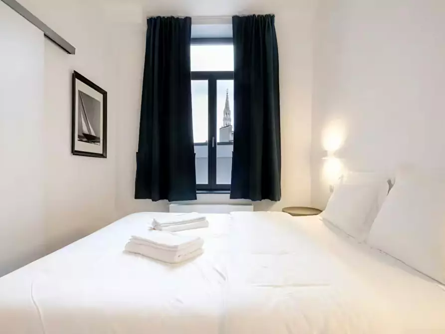 Immagine 4 di Appartamento in affitto  in Rue Duquesnoy a Bruxelles