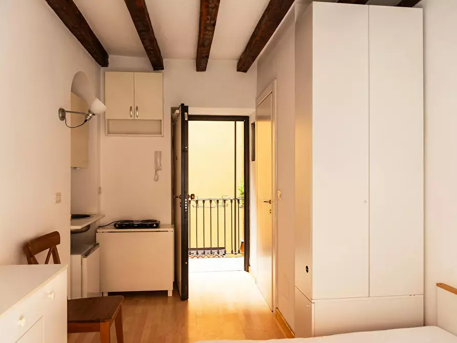 Immagine 9 di Appartamento in affitto  in Via Felice Casati a Milano