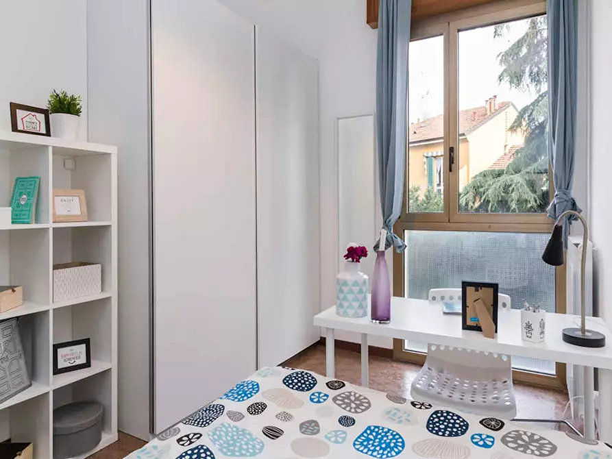 Immagine 5 di Camera in affitto  in Viale Giovanni Vicini a Bologna