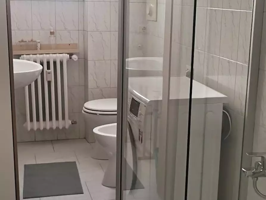 Immagine 3 di Appartamento in affitto  in Via degli Imbriani a Milano