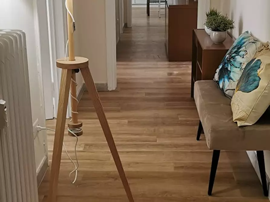 Immagine 2 di Appartamento in affitto  in Via degli Imbriani a Milano