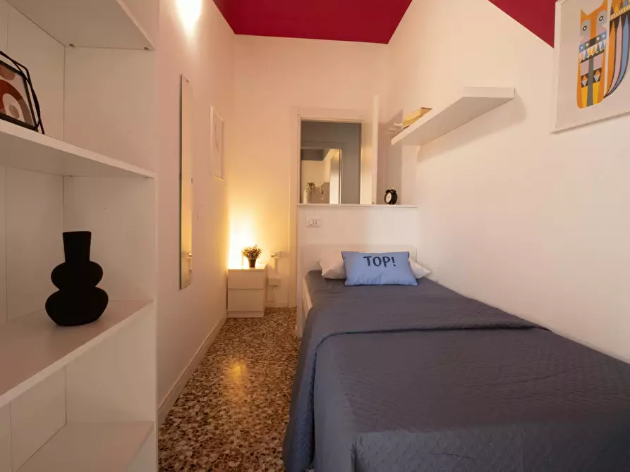 Immagine 4 di Camera in affitto  in Via Bernardino da Feltre a Pavia