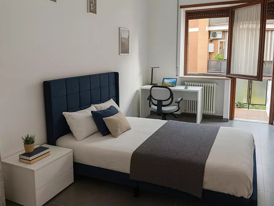 Immagine 1 di Camera in affitto  in Via Ignazio Guidi a Roma