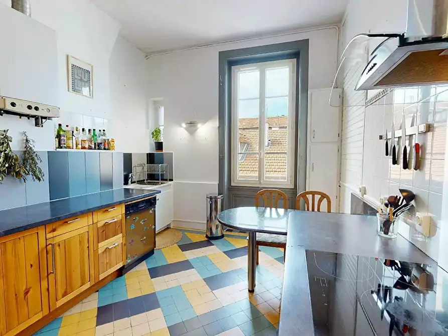 Immagine 6 di Appartamento in affitto  in Rue Marengo a Saint-Étienne