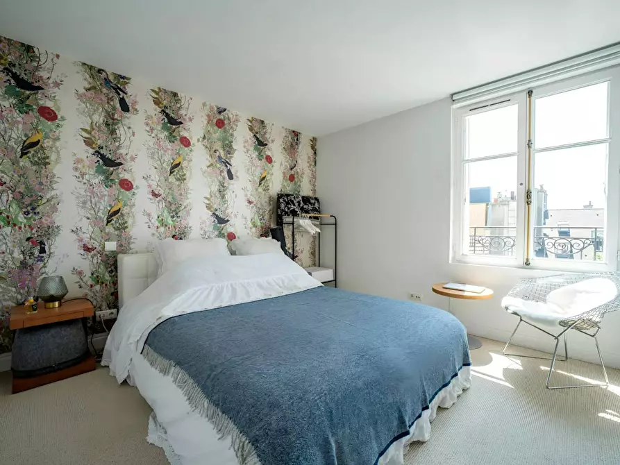 Immagine 6 di Appartamento in affitto  in Rue des Deux Ponts a Paris