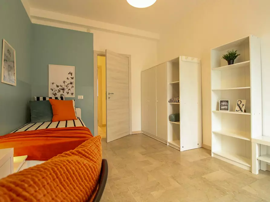 Immagine 2 di Camera in affitto  in Via Bligny a Brescia