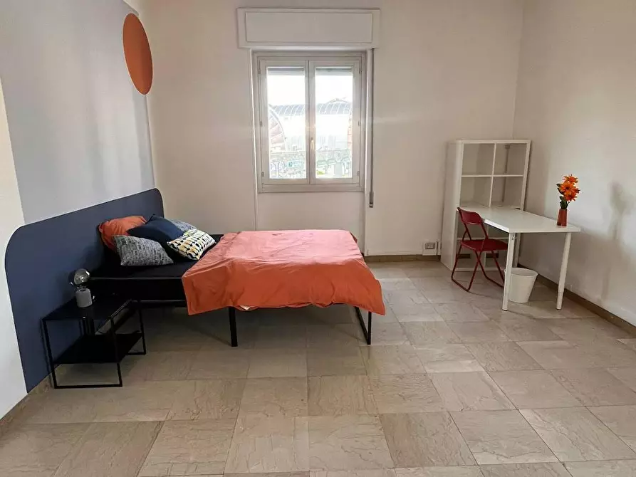 Immagine 10 di Camera in affitto  in Via Trento a Brescia