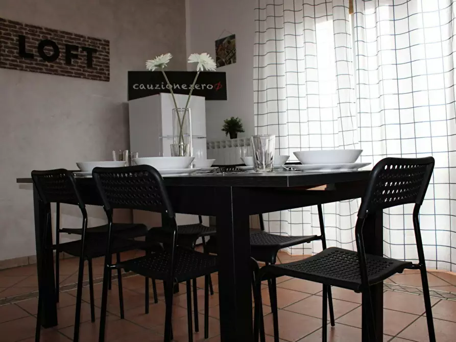 Immagine 10 di Camera in affitto  in Via Ambaraga a Brescia