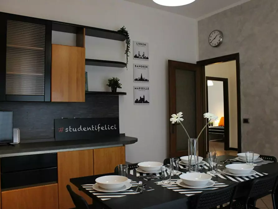 Immagine 9 di Camera in affitto  in Via Ambaraga a Brescia