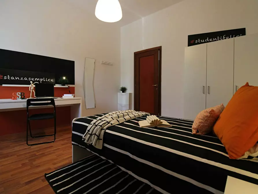 Immagine 3 di Camera in affitto  in Via Bligny a Brescia