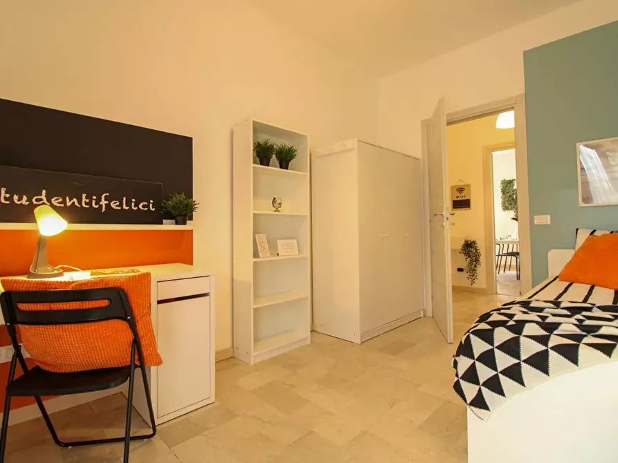 Immagine 2 di Camera in affitto  in Via Bligny a Brescia