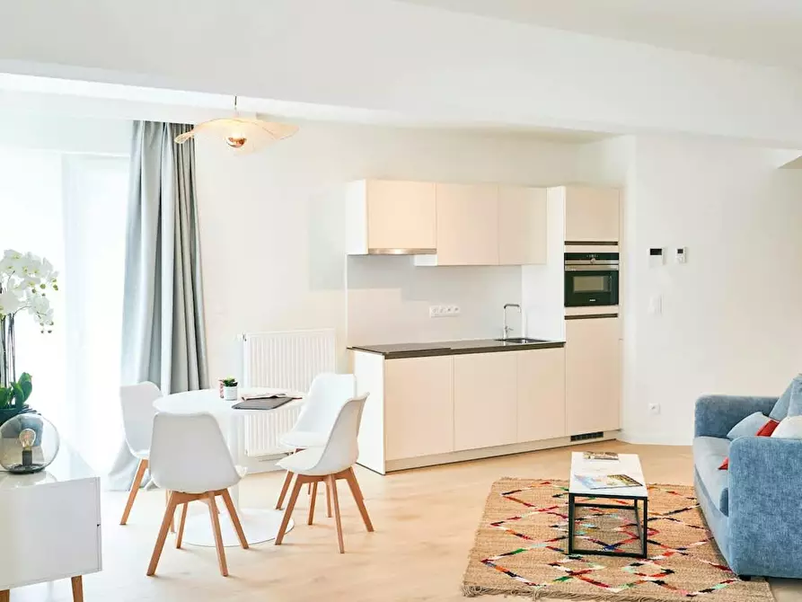 Immagine 9 di Appartamento in affitto  in Boulevard Auguste Reyers a Schaerbeek