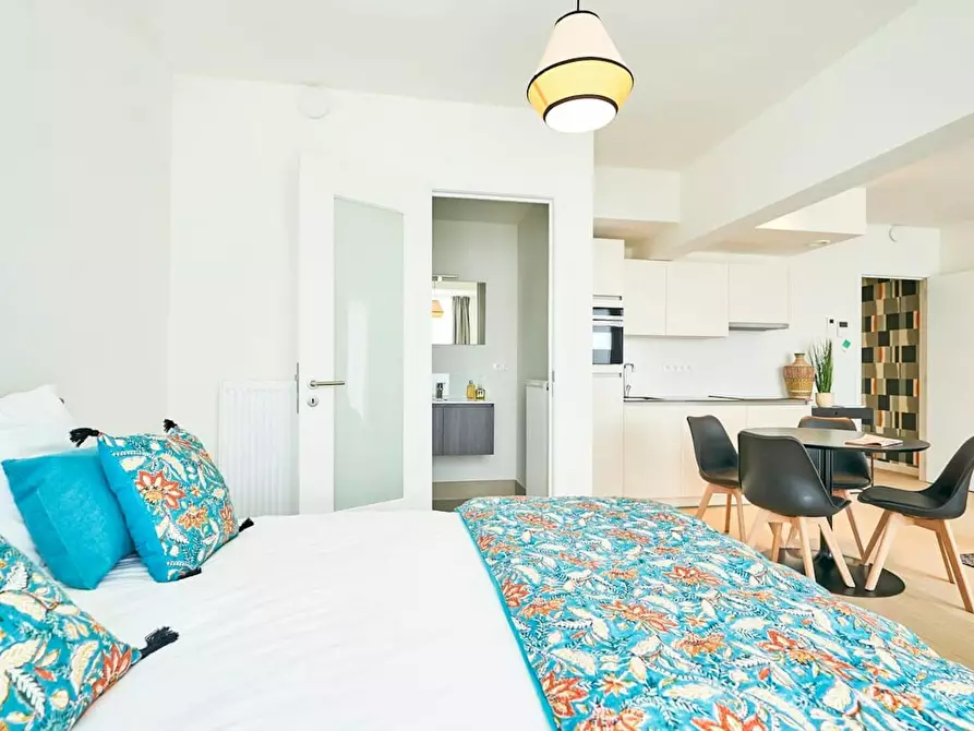 Immagine 2 di Appartamento in affitto  in Boulevard Auguste Reyers a Schaerbeek