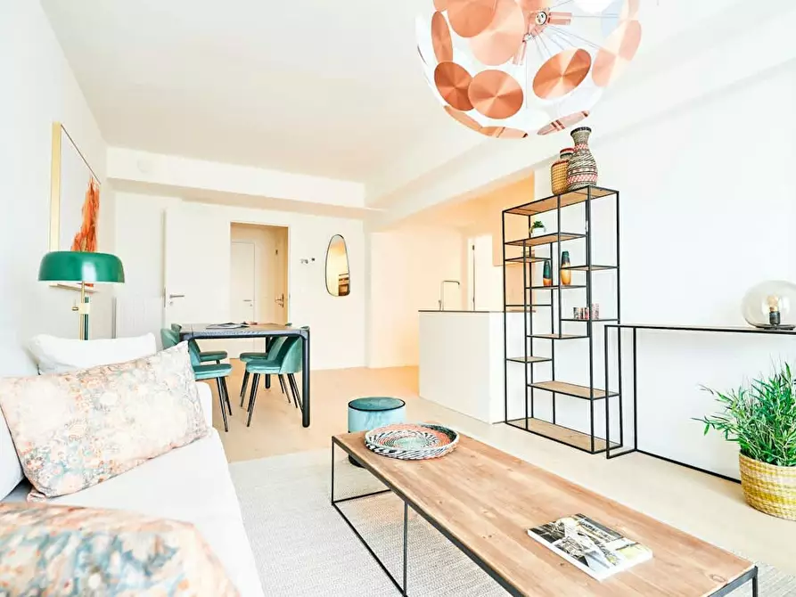 Immagine 3 di Appartamento in affitto  in Boulevard Auguste Reyers a Schaerbeek