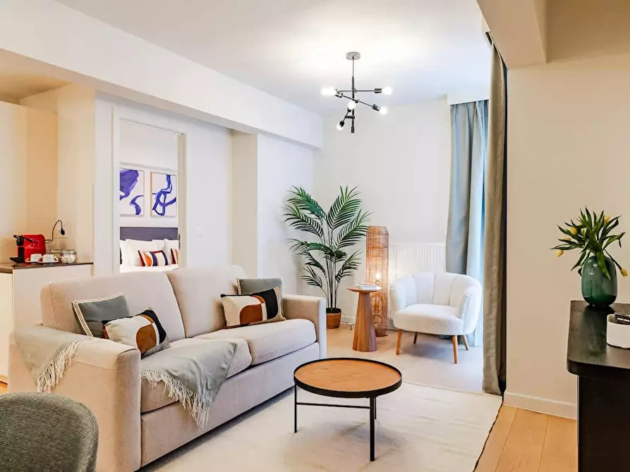 Immagine 5 di Appartamento in affitto  in Boulevard Auguste Reyers a Schaerbeek