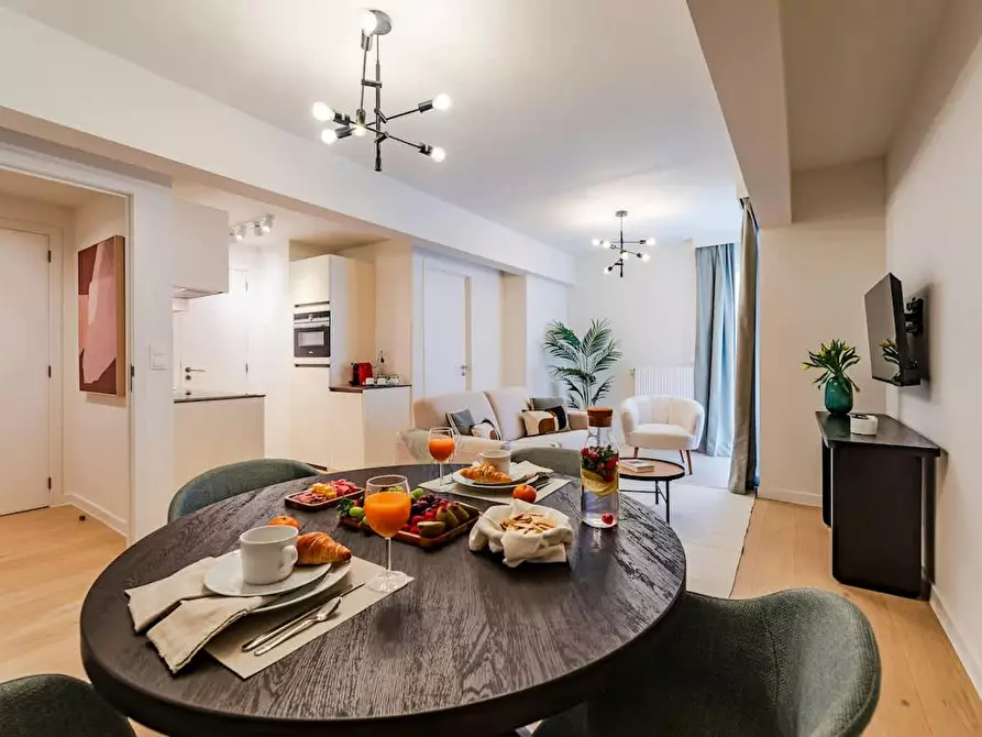 Immagine 1 di Appartamento in affitto  in Boulevard Auguste Reyers a Schaerbeek