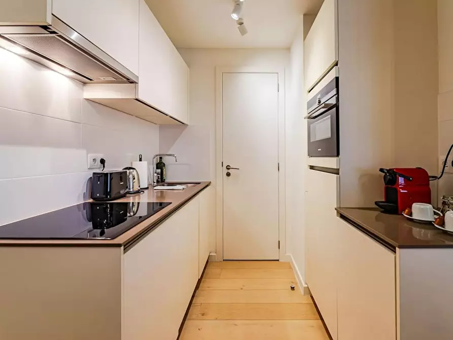 Immagine 4 di Appartamento in affitto  in Boulevard Auguste Reyers a Schaerbeek