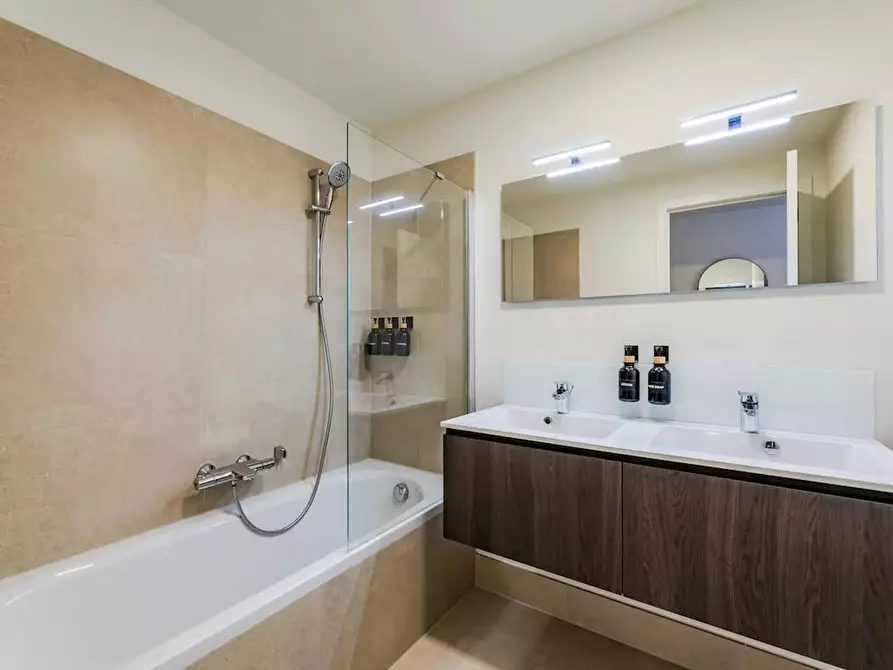 Immagine 6 di Appartamento in affitto  in Boulevard Auguste Reyers a Schaerbeek