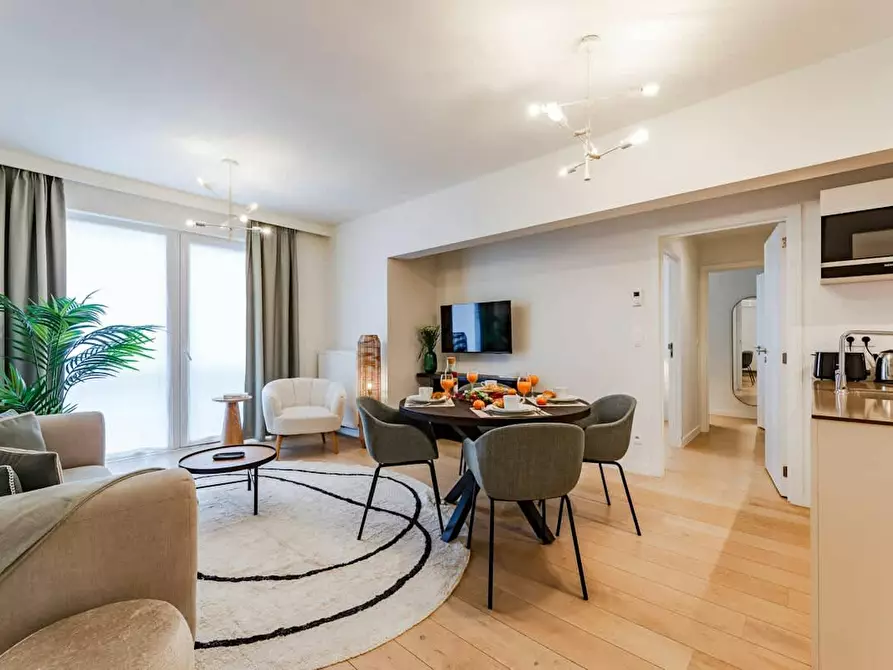 Immagine 9 di Appartamento in affitto  in Boulevard Auguste Reyers a Schaerbeek