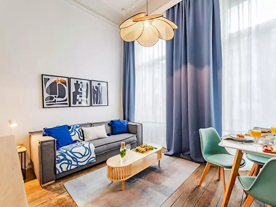 Immagine 1 di Appartamento in affitto  in Rue des Pierres a Bruxelles
