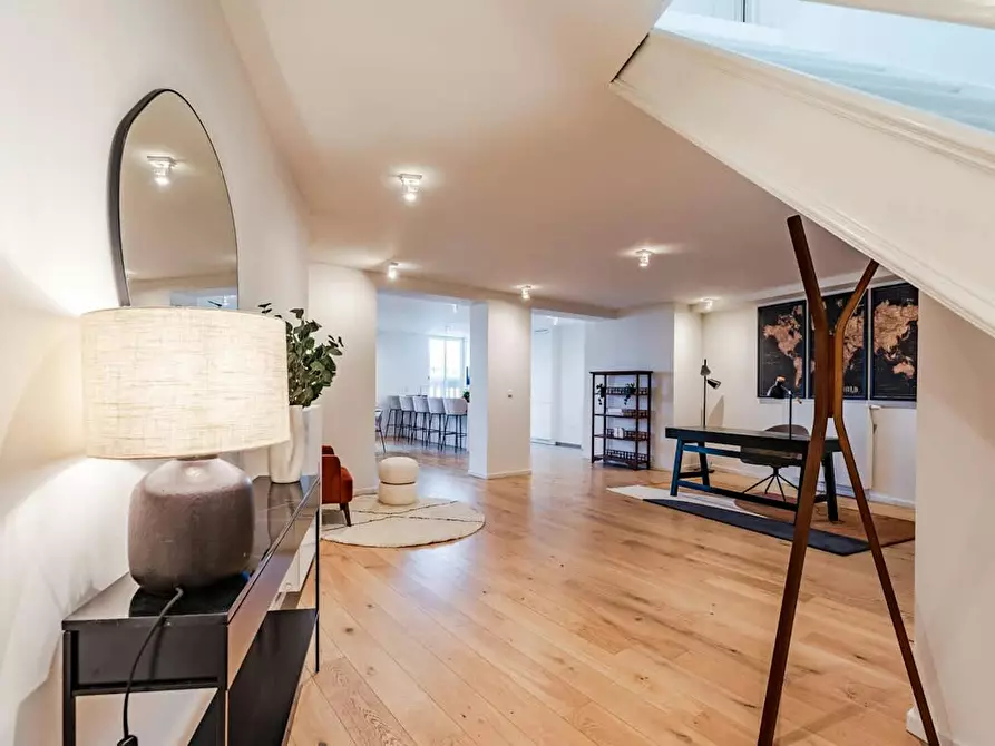 Immagine 4 di Appartamento in affitto  in Sint Michielswarande a Etterbeek