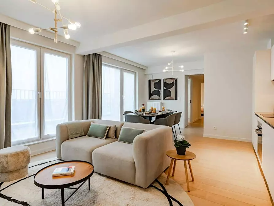 Immagine 1 di Appartamento in affitto  in Boulevard Auguste Reyers a Schaerbeek