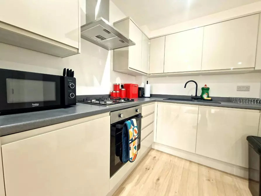 Immagine 10 di Appartamento in affitto  in High Road a Barking