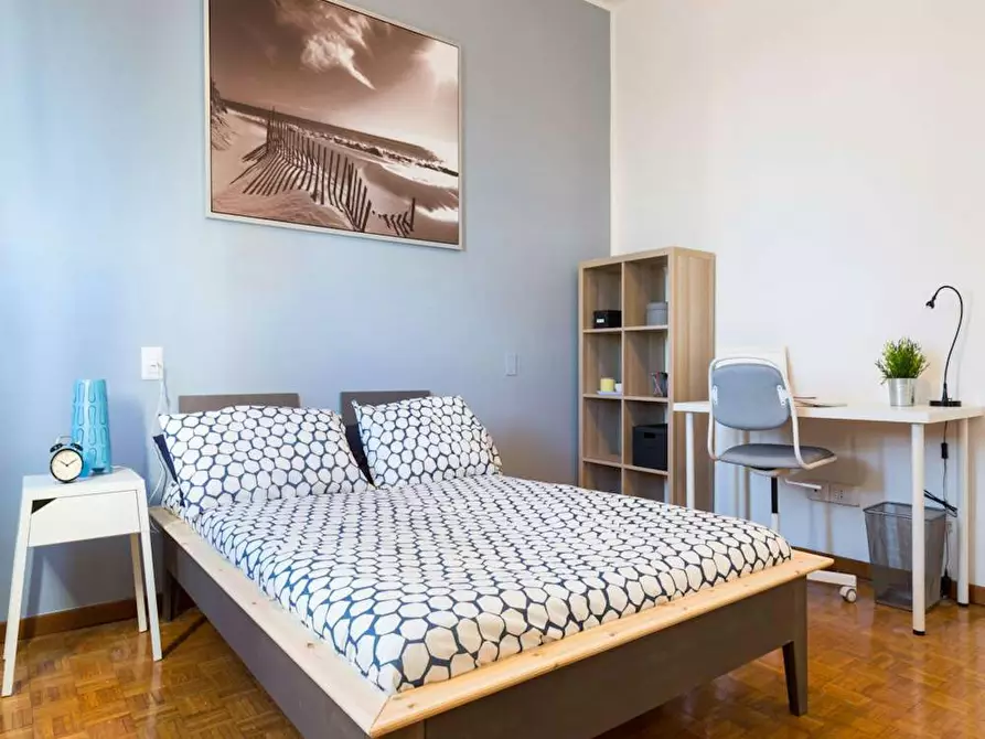 Immagine 4 di Camera in affitto  in Via delle Acacie a Buccinasco