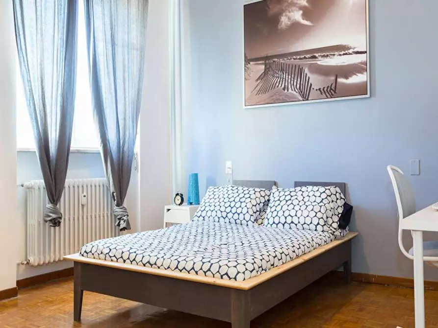 Immagine 1 di Camera in affitto  in Via delle Acacie a Buccinasco