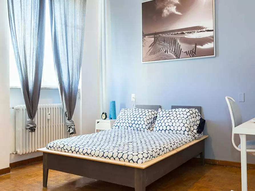 Immagine 1 di Camera in affitto  in Via delle Acacie a Buccinasco