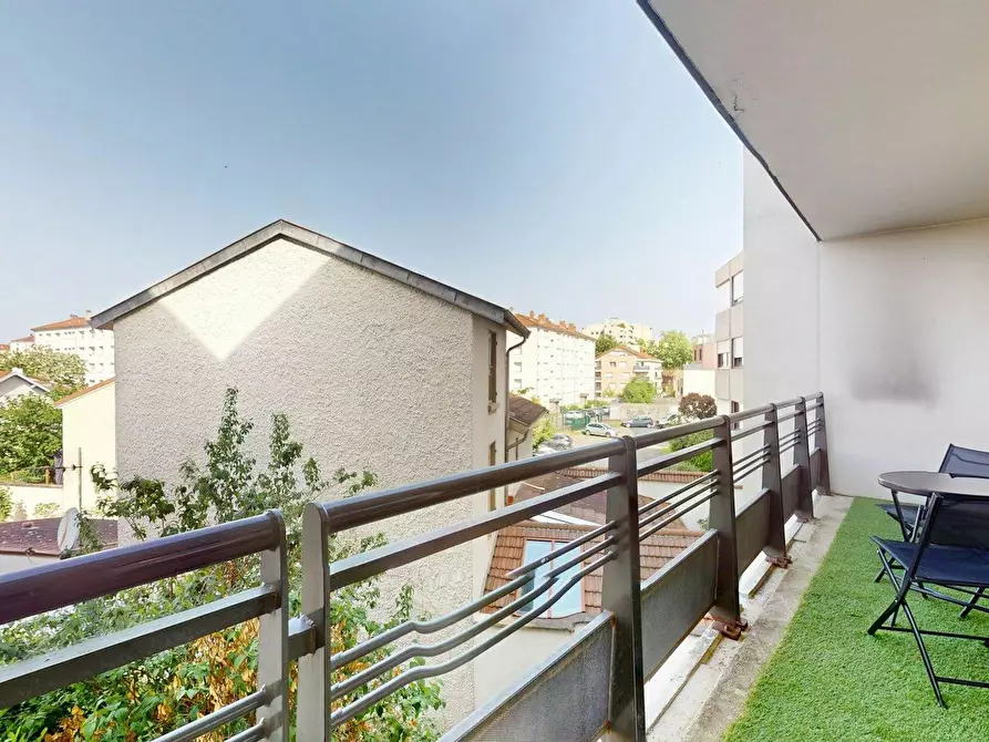 Immagine 4 di Camera in affitto  in Rue du Professeur Roux a Vénissieux