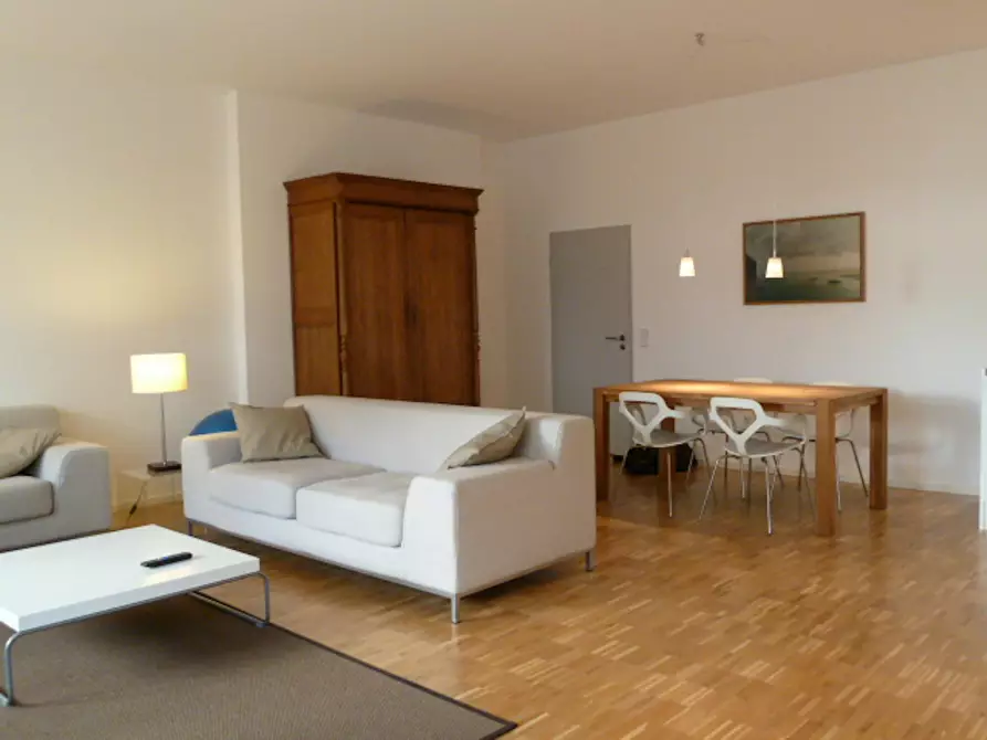 Immagine 4 di Appartamento in affitto  in Kurfürstenstraße a Berlin