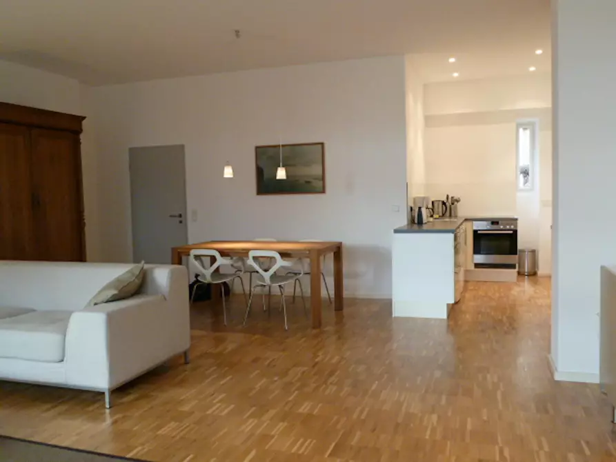 Immagine 5 di Appartamento in affitto  in Kurfürstenstraße a Berlin