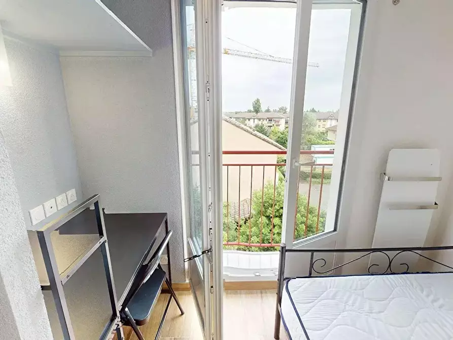 Immagine 4 di Camera in affitto  in Rue du Martinet a Gaillard