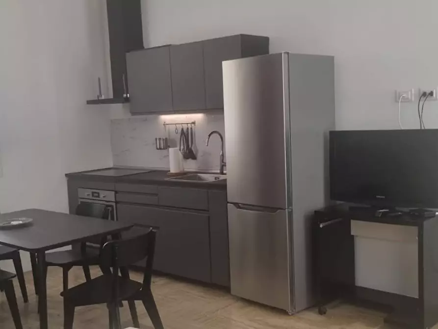 Immagine 2 di Appartamento in affitto  in Via Galliera a Bologna