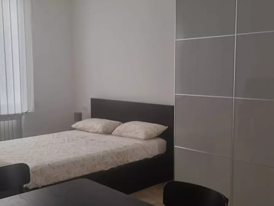 Immagine 1 di Appartamento in affitto  in Via Galliera a Bologna