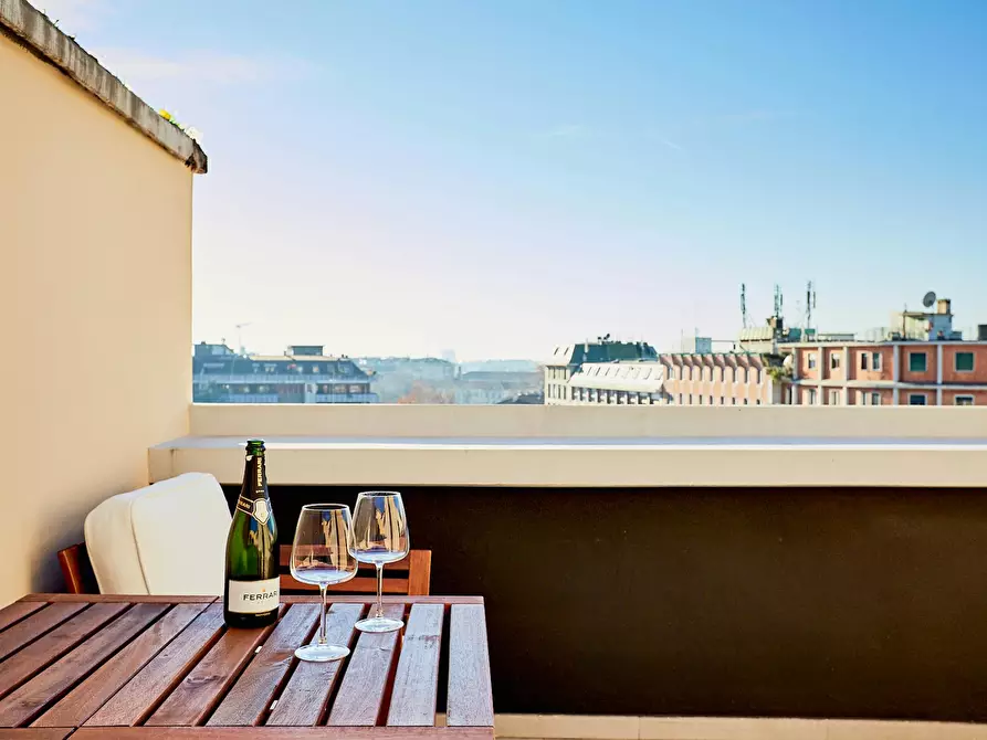 Immagine 2 di Appartamento in affitto  in Via Conca del Naviglio a Milano