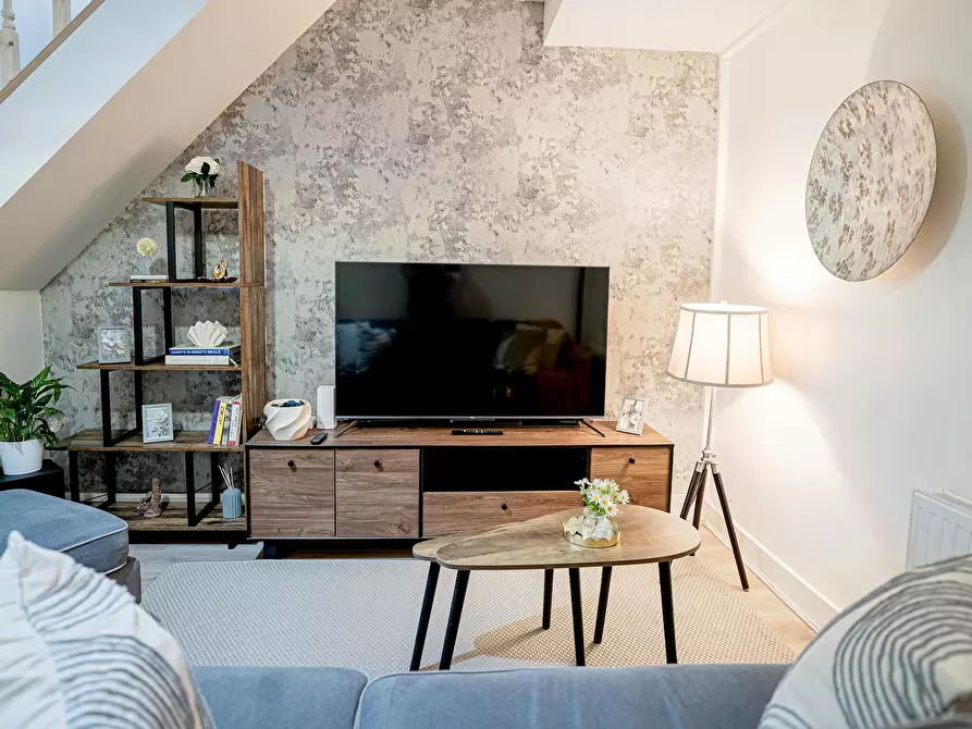 Immagine 8 di Casa indipendente in affitto  in Warberry Road a Tottenham