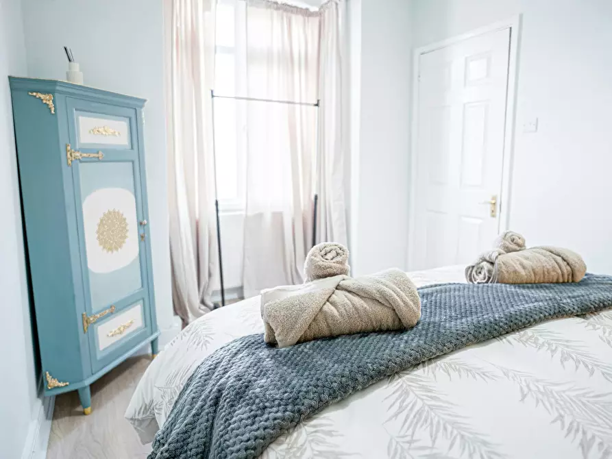 Immagine 1 di Casa indipendente in affitto  in Warberry Road a Tottenham