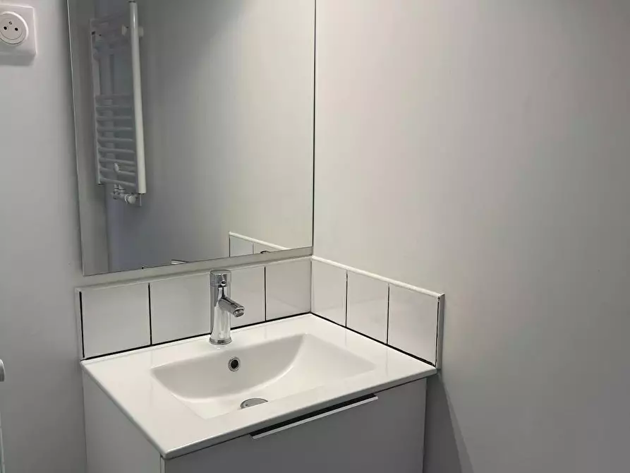 Immagine 3 di Camera in affitto  in Rue de Lille a Lambersart