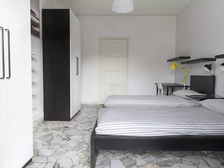 Immagine 2 di Camera condivisa in affitto  in Via Giuseppe Bruschetti a Milano