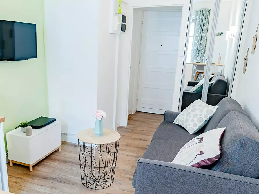 Immagine 2 di Appartamento in affitto  in Rue Paul Lafargue a Villeurbanne