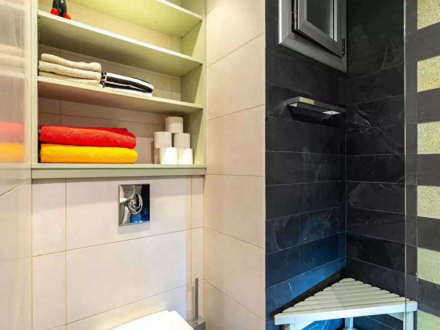 Immagine 2 di Appartamento in affitto  in Avinguda del Paral·lel a Barcelona