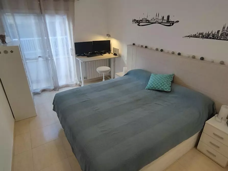 Immagine 4 di Appartamento in affitto  in Carrer Tarragona a Badalona