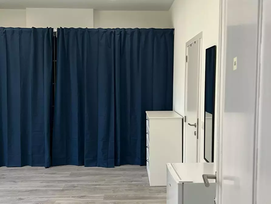 Immagine 4 di Camera in affitto  in Rue Hanoteau a Gilly