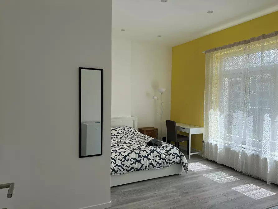 Immagine 4 di Camera in affitto  in Rue Hanoteau a Gilly