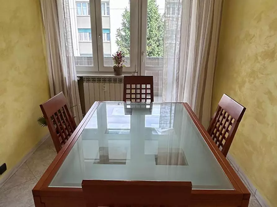 Immagine 7 di Appartamento in affitto  in Via Vittorio Barzoni a Milano